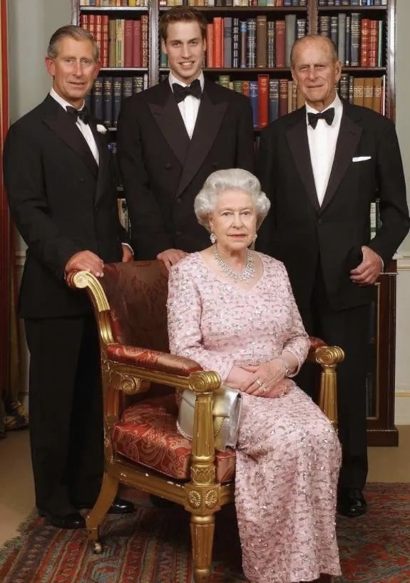 英国女王走了，在位70年结束了近百年的传奇人生20