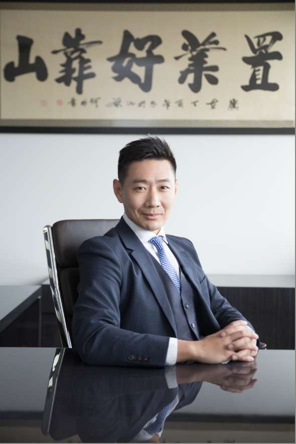 【独家专访】多伦多地产传奇人物领峯地产创始人冯山先生访谈录1