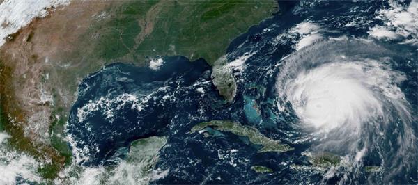 20厘米强降雪！210公里/小时的飓风“菲奥娜”侵袭加拿大3