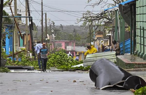 4级风暴！飓风伊恩侵袭古巴后正向佛罗里达州推进1