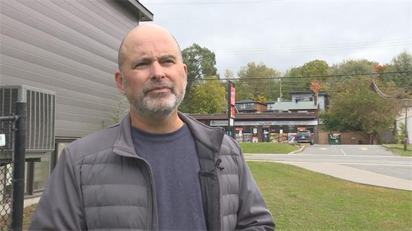 崩溃了！积压的案件让房东无家可归，不堪重负的流程委员会也无能为力1