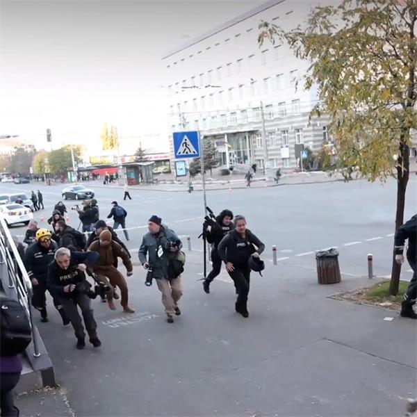 乌克兰警察击落数架伊朗制造的 Shahed 136无人机,1