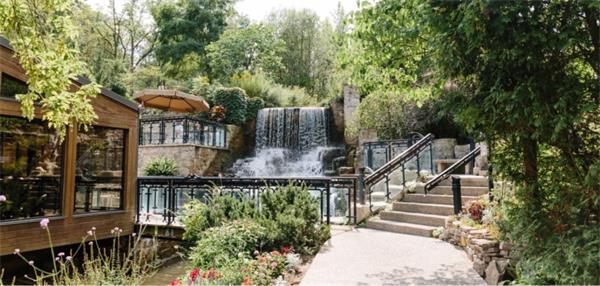 Ancaster.jpg Ancaster.jpg