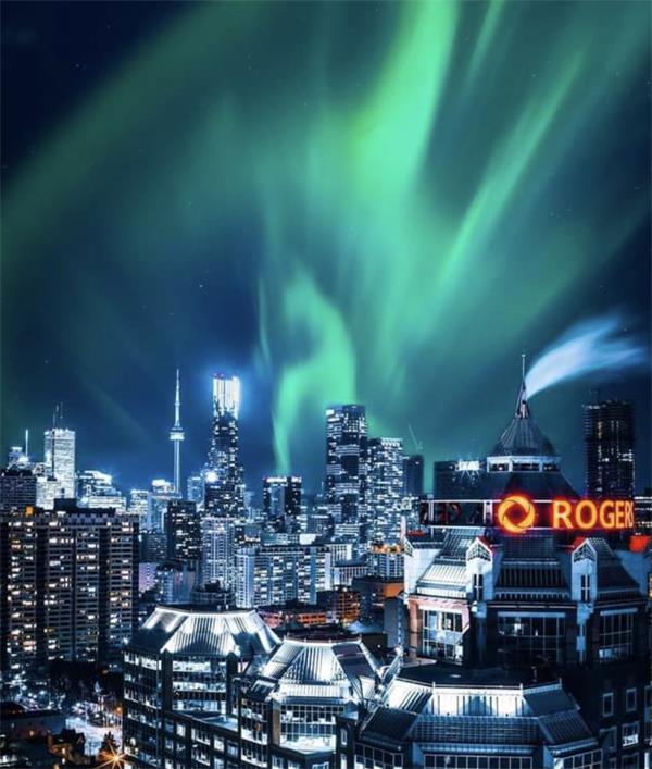 你只需要抬头，这个周末整个加拿大都可以看到北极光2