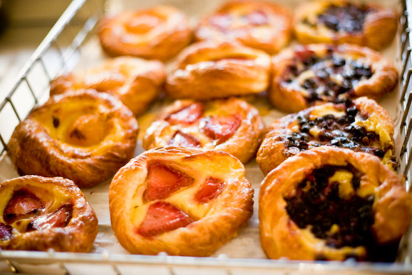 经营了近20年深受喜欢的一家面包店被房东关闭1