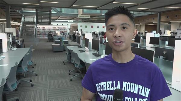 17岁神童高中毕业的同时并获得了 3 个大学的学位1 17岁神童高中毕业的同时并获得了 3 个大学的学位1