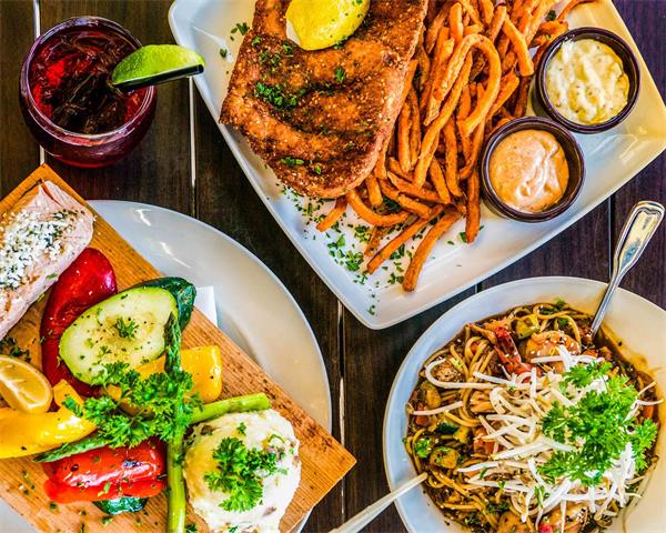 多伦多餐厅开始对使用信用卡的顾客收取4%费用1