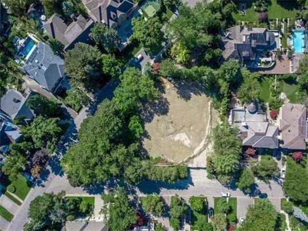 被谋杀的亿万富豪的房子原地址被再次出售1 被谋杀的亿万富豪的房子原地址被再次出售1