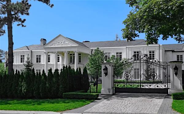 2023 年上半年加拿大房地产市场豪宅表现不同1 2023 年上半年加拿大房地产市场豪宅表现不同1