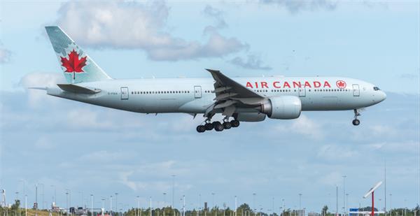 航班延误 56 小时 乘客将加航告上小额索赔法庭1