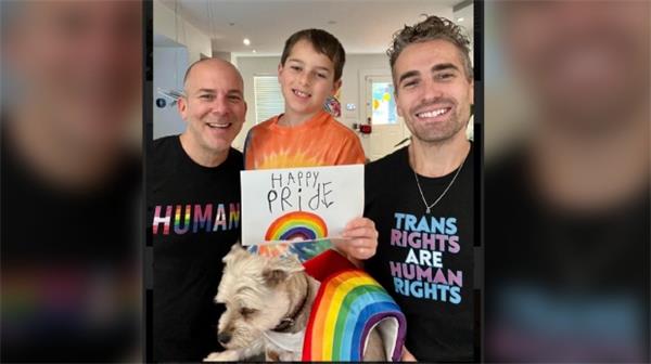 多伦多同性恋夫妇因儿子出生照片被用于反代孕运动而在意大利赢得诉讼2