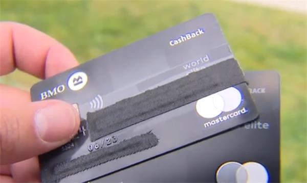 乘坐出租车 10 分钟被骗 3,500 加元?一位男士分享他的故事1 乘坐出租车 10 分钟被骗 3,500 加元?一位男士分享他的故事1