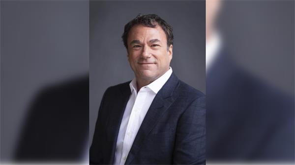 由于自由党取消商品及服务税，开发商将建造 5,000 套出租单元1