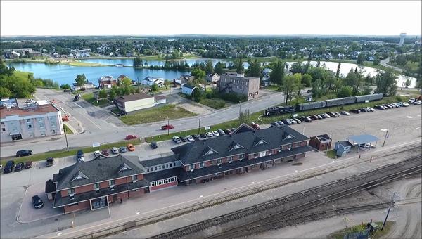 太诱人了!小镇为了拉动人口和住房,10元卖地而且免地税2 太诱人了!小镇为了拉动人口和住房,10元卖地而且免地税2