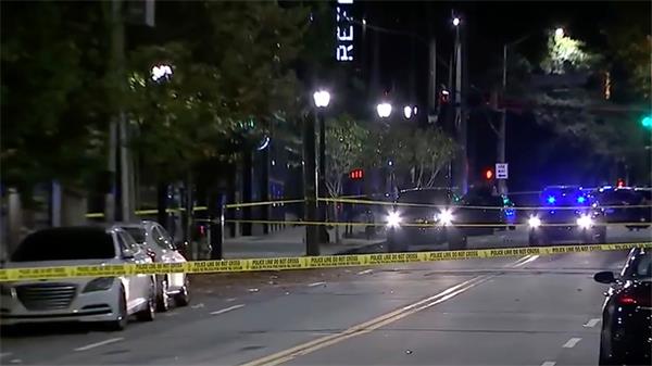亚特兰大大学校园附近发生枪击事件，包括 2 名学生在内的 4 人1