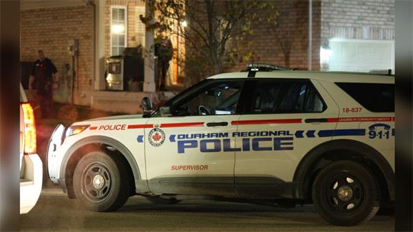 惠特比家中发现女子没有生命体征，男子被警方拘留1