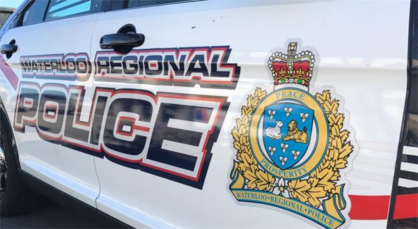 安大略省警方称，11人在房屋装修骗局中损失超过20万元，3人被指控1