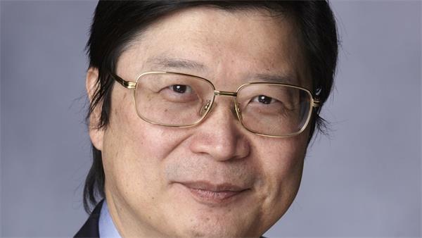 疑似台湾华裔，枪手是失业教授拥有150发弹药被警察当场击毙1