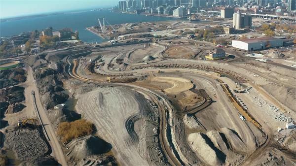 多伦多的人造河让人们兴奋不已1