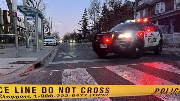 多伦多西区发生两起枪击事件 20多岁男子死亡1 多伦多西区发生两起枪击事件 20多岁男子死亡1