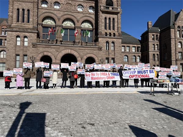 强制健康计划捅了安省房地产经纪的马蜂窝1