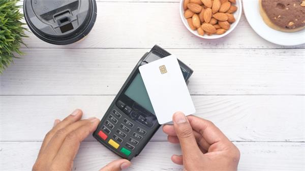 随着犯罪分子变得更加狡猾，多伦多有针对性的借记机盗窃案激增1