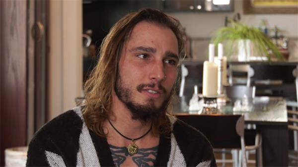 蒙特利尔一名男子收到魁北克政府的来信,称他已合法死亡1 蒙特利尔一名男子收到魁北克政府的来信,称他已合法死亡1