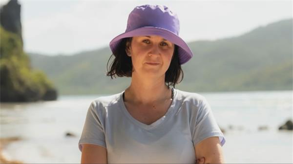 老师在参加“魁北克幸存者”真人秀后被解雇1 老师在参加“魁北克幸存者”真人秀后被解雇1