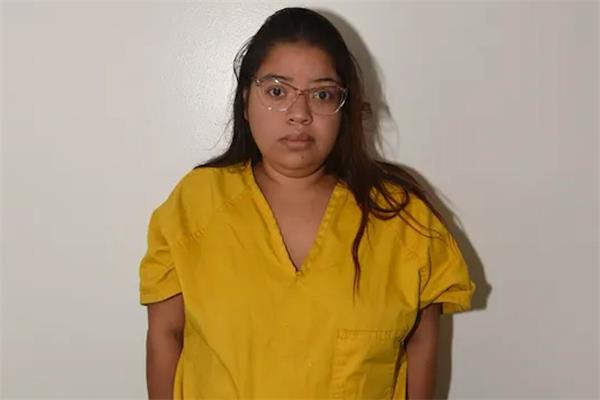 佛罗里达州一名妇女性侵了她的两个年幼的儿子,“这真是太邪恶了”1 佛罗里达州一名妇女性侵了她的两个年幼的儿子,“这真是太邪恶了”1