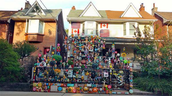 标志性和古怪的“Leslieville dollhouse”待售1