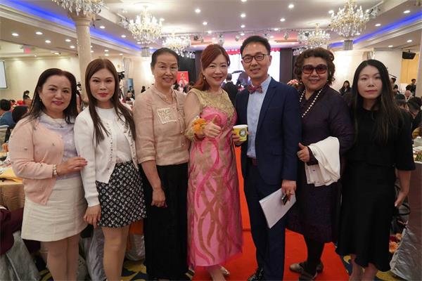 加雄移民集团总裁陆炳雄举办抵加50周年 暨加雄移民集团成立35周年庆慈善晚宴圆满落幕10