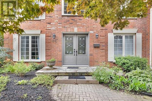 安省伦敦的一处房产，经过几次上市出售后亏损 65 万加元1