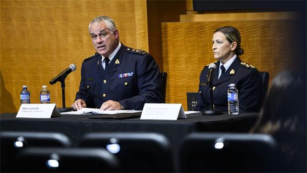 加拿大驱逐 6 名印度外交官,皇家骑警指控其“涉嫌严重犯罪活动2 加拿大驱逐 6 名印度外交官,皇家骑警指控其“涉嫌严重犯罪活动2