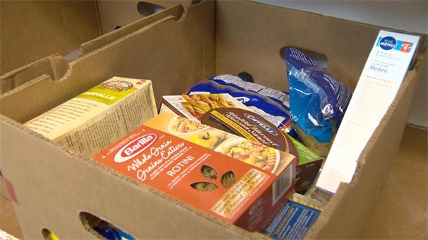 安大略省食品银行因“需求空前激增”而削减开支1 安大略省食品银行因“需求空前激增”而削减开支1