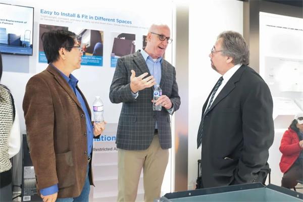 全球家用电器巨头-美的集团加拿大旗舰店隆重开业10