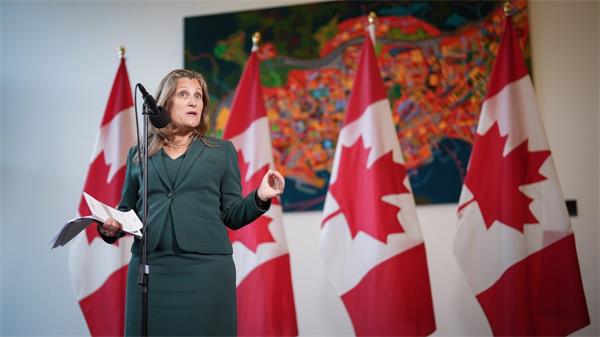 财政部长克里斯蒂亚·弗里兰 (Chrystia Freeland) 辞去内阁职务1 财政部长克里斯蒂亚·弗里兰 (Chrystia Freeland) 辞去内阁职务1