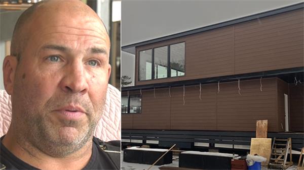 “我们被骗了”，客户称水上房屋公司老板付款后让他们陷入困境1