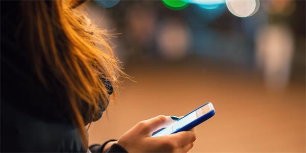 【人物故事】我怀疑我丈夫被骗了，然后我进行了一次谷歌搜索，结果让我们大吃一惊1