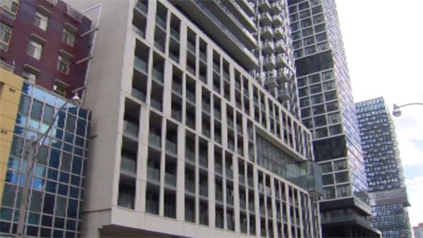 严查短租，多伦多公寓楼居民担心短期租赁登记成为目标1