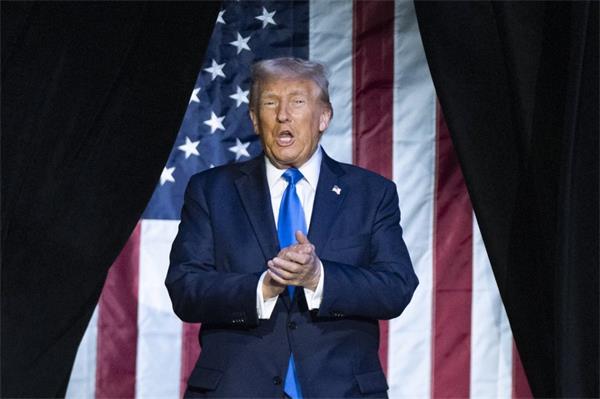 特朗普在采访中表示，让加拿大成为第 51 个州“极不可能”需要军事力量1