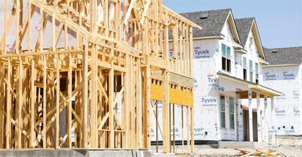 安省最新预算揭示住房建设的危机，建150万套承诺恐难兑现2