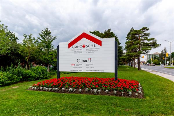 买房要趁早！别指望房价暴跌，加拿大房价和租金未来还会涨2