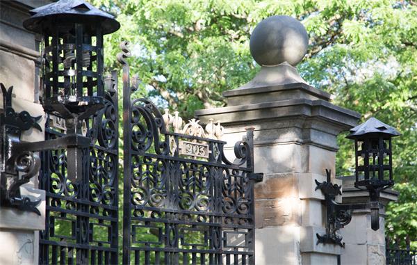 【多伦多门牌背后的秘密 # 1】Rosedale的幽灵宅邸:百年豪宅里的黄金、银行家与失落的家族2 【多伦多门牌背后的秘密 # 1】Rosedale的幽灵宅邸:百年豪宅里的黄金、银行家与失落的家族2