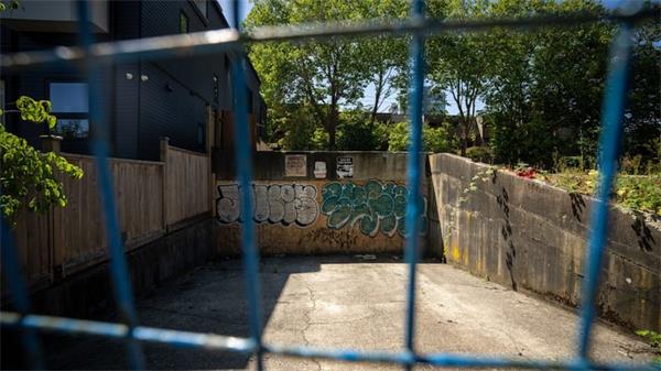 华人夫妇220万买楼,2次大火烧成平地,因消防疏忽被罚160万,如今空地价值飙升至2000万2 华人夫妇220万买楼,2次大火烧成平地,因消防疏忽被罚160万,如今空地价值飙升至2000万2