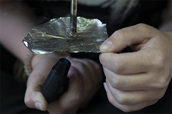 严重超标！温哥华支持性住房设施二手芬太尼暴露问题严重，政府紧急应对1