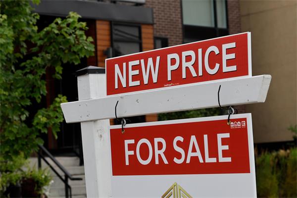 2025年多伦多房价暴跌:首次购房者迎来历史性入市良机?1 2025年多伦多房价暴跌:首次购房者迎来历史性入市良机?1