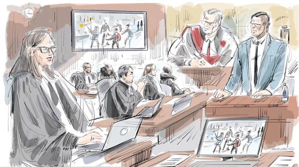 多伦多致命蜂拥事件中女孩过失杀人罪名成立,预计今日宣判1 多伦多致命蜂拥事件中女孩过失杀人罪名成立,预计今日宣判1