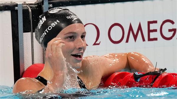 加拿大选手麦金托什夺得第四枚金牌，为世界游泳锦标赛画上圆满句号1