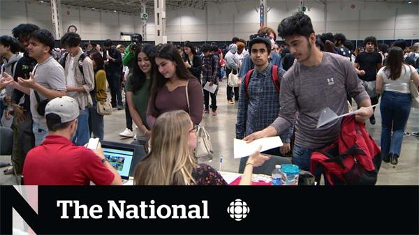 加拿大就业市场降温，就业率创数十年新低2