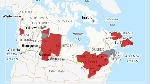 加拿大多省极端天气持续：高温预警升级，山火烟雾与强降雨席卷全国2